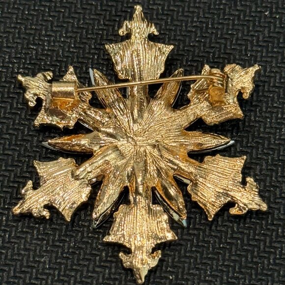 Christmas Holiday Poinsettia Rhinestone Brooch - Picture 4 of 4